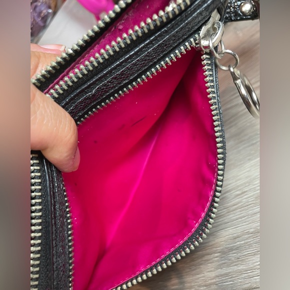 Coach Poppy Wristlet - Picture 3 of 5